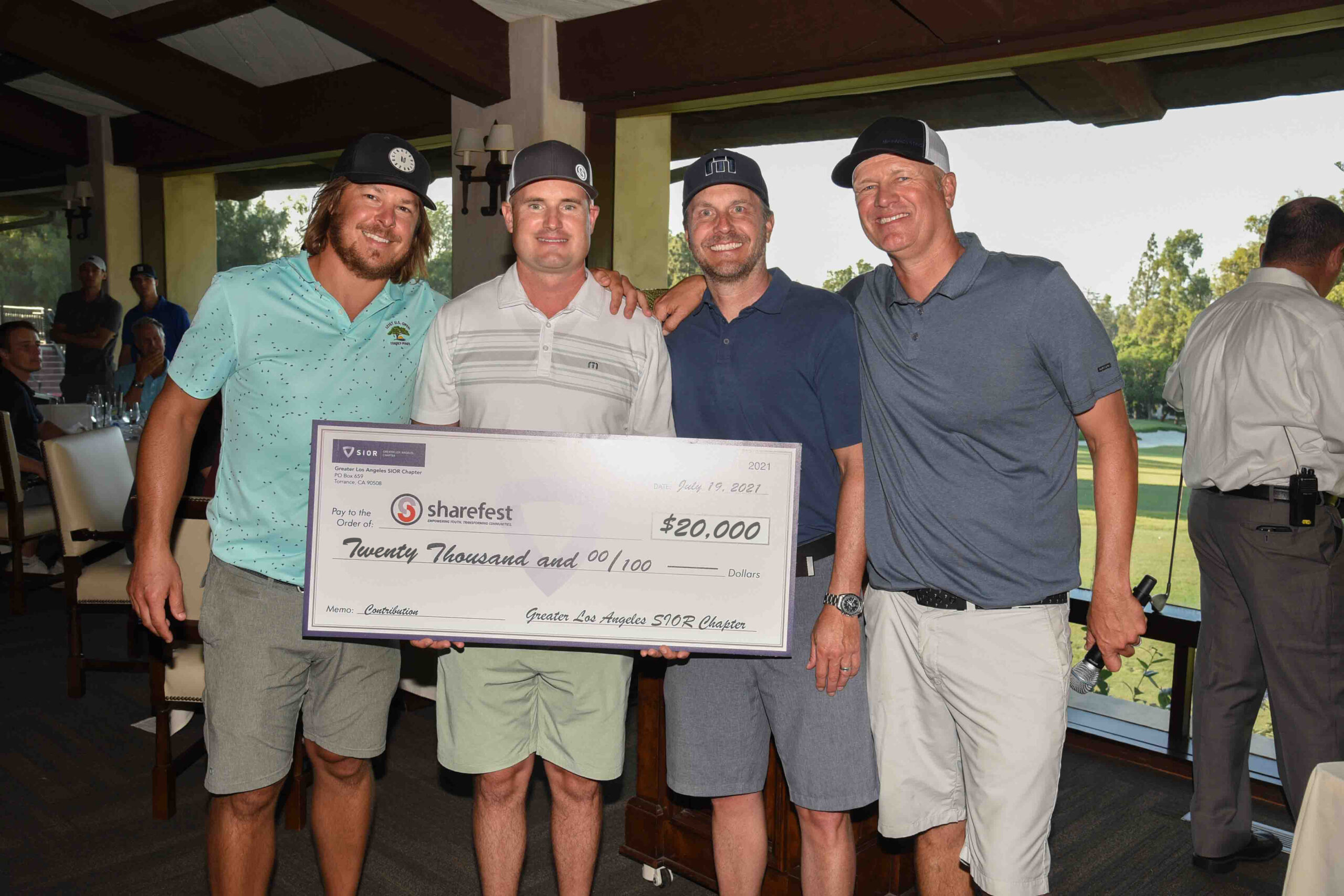 SIOR Annual Golf Tournament Raises $20,000 for Sharefest