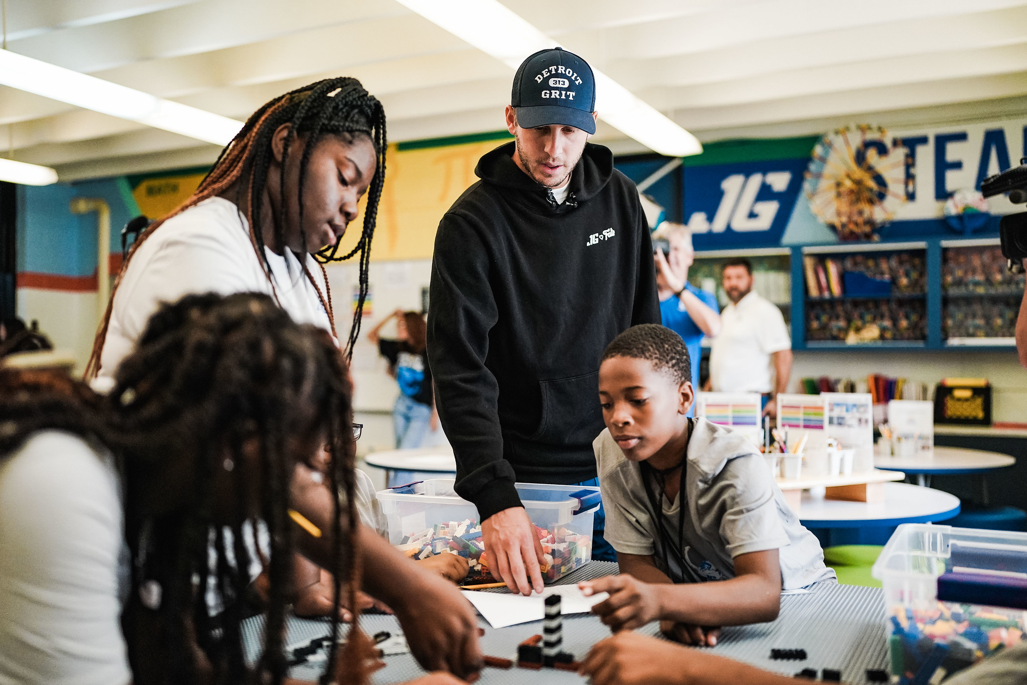 Jared Goff & JG16 brand partners with Sharefest to add STEAM Lab at Detroit Lions Academy